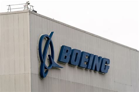 boeing stock dividend.